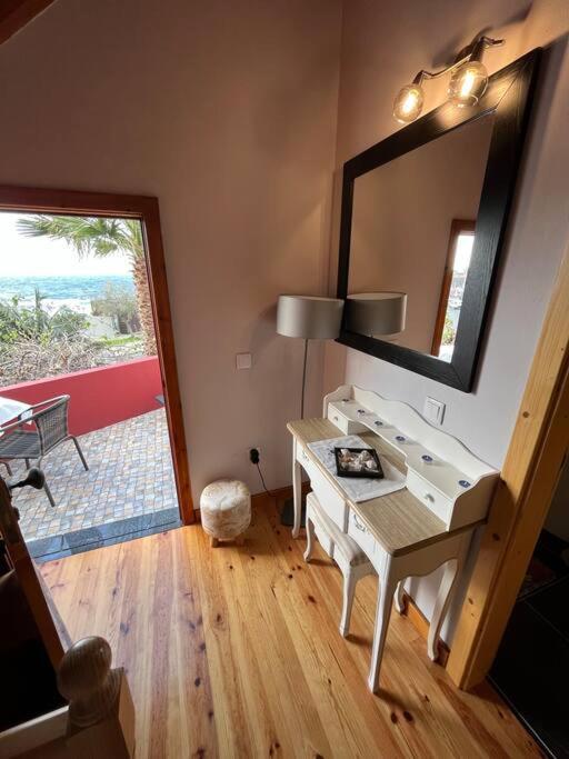 Waves Song - Cottage Porto Moniz Exterior photo